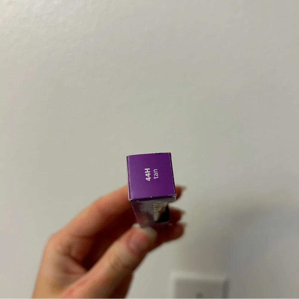 Tarte shape tape concealer